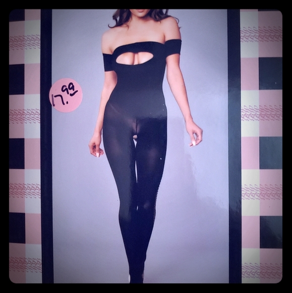 Lingerie - Picture 1 of 1